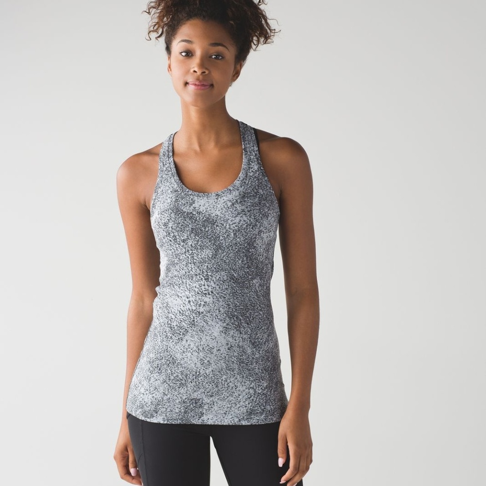 Lululemon Cool Racerback II Sz 6 black and white